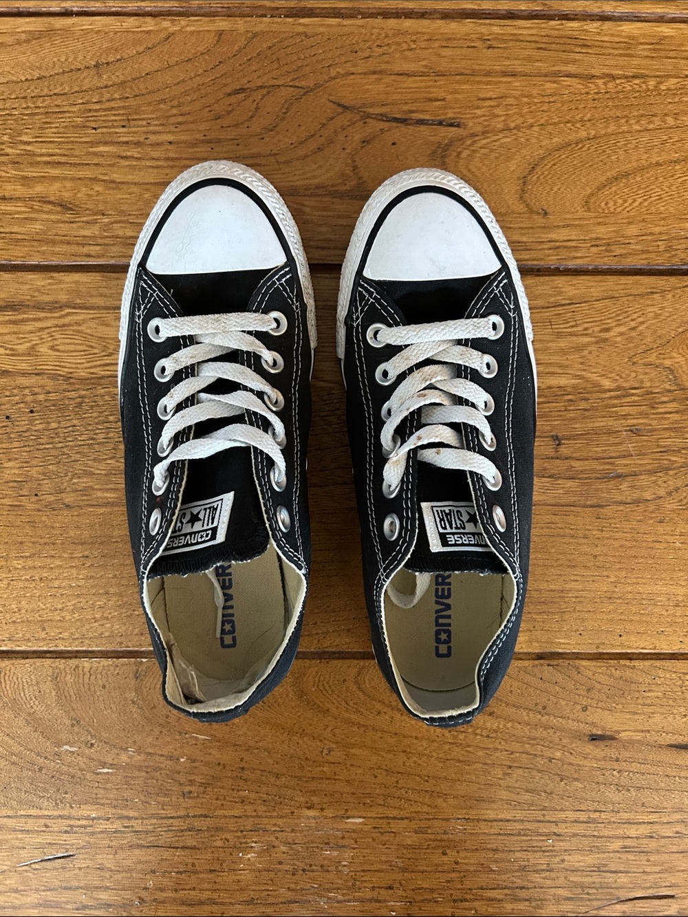 Converse black/white sneakers size 7 women